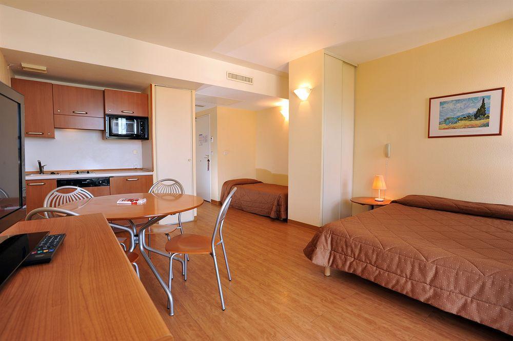 Inter-Hotel Sea Side Park Villeneuve-Loubet Exteriér fotografie